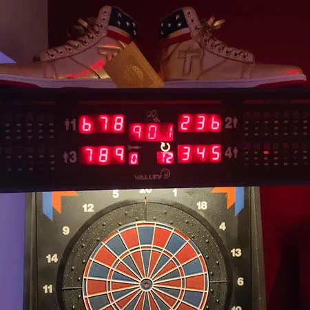 Le Quart D'heure Americain 4* 바일레울