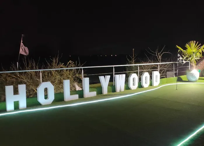 Le Quart D'heure Americain 4* Bailleul (Nord)